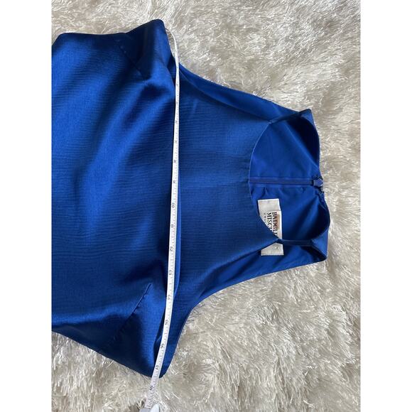 Badgley Mischka Royal Blue and Black Reverse Ruffle Structural Gown Sz 4 - Picture 11 of 14